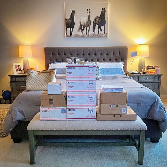 Follow me on IG @brownbagbykoko SELLER SINCE 2016 - Picture 11 of 12